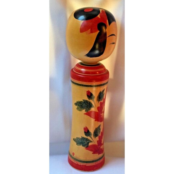 Japanese Kokeshi Doll Kimono Floral Design Hand Painted Flowers 9 1/2 “ - Picture 3 of 7